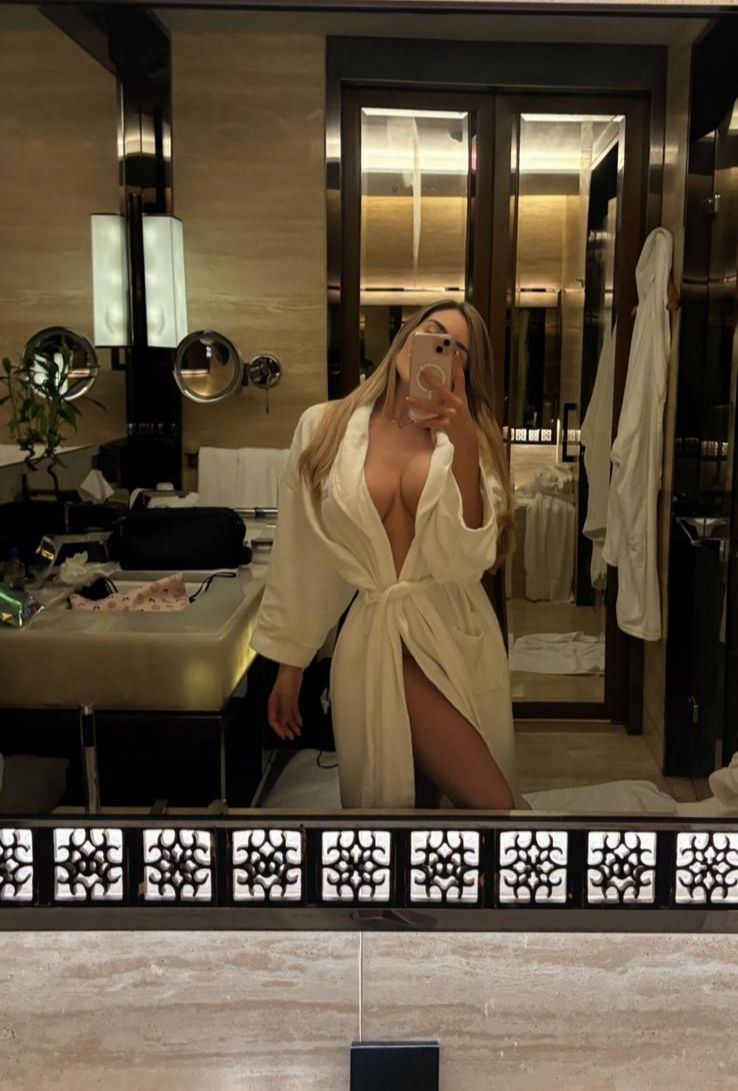 Alessandra - escort en Montevideo