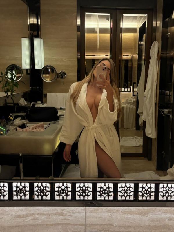 Alessandra - escort en Montevideo